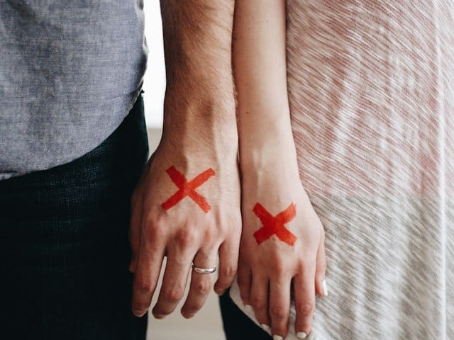 Cum îi afectează divorțul pe copii